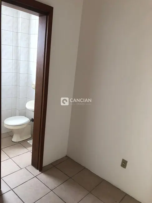 Apartamento com 3 quartos para alugar, 146m2 em Nossa Senhora Medianeira, Santa Maria - RS - imagem 6 Foto 6 de Apartamento com 3 quartos para alugar, 146m2 em Nossa Senhora Medianeira, Santa Maria - RS