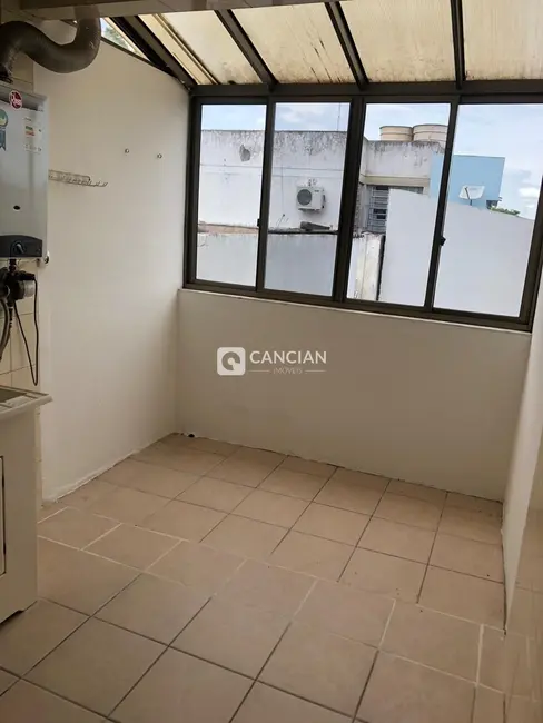 Apartamento com 3 quartos para alugar, 146m2 em Nossa Senhora Medianeira, Santa Maria - RS - imagem 5 Foto 5 de Apartamento com 3 quartos para alugar, 146m2 em Nossa Senhora Medianeira, Santa Maria - RS