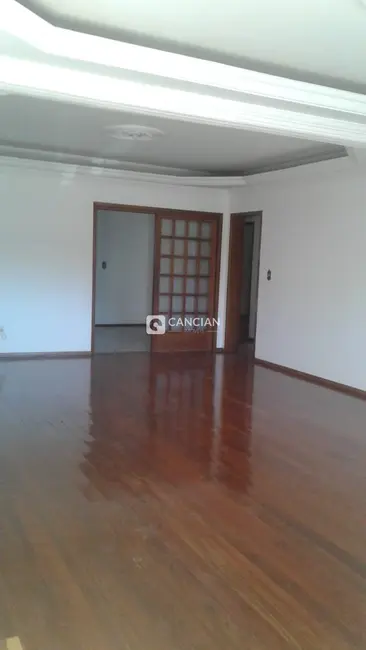 Foto 5 de Apartamento com 4 quartos à venda, 167m2 em Nossa Senhora de Lourdes, Santa Maria - RS