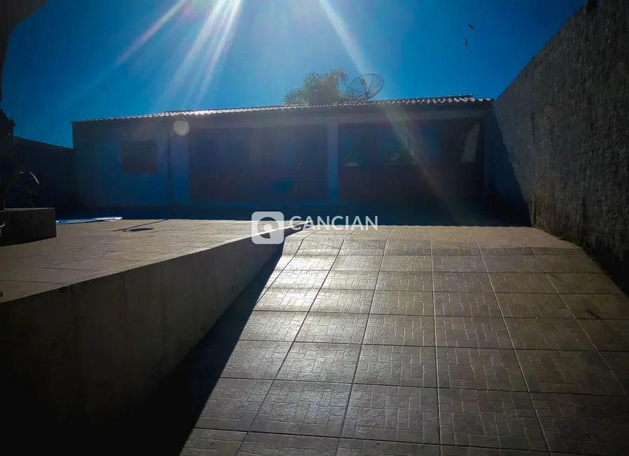 Casa com 3 quartos à venda, 182m2 em Tomazetti, Santa Maria - RS - imagem 9 Foto 9 de Casa com 3 quartos à venda, 182m2 em Tomazetti, Santa Maria - RS
