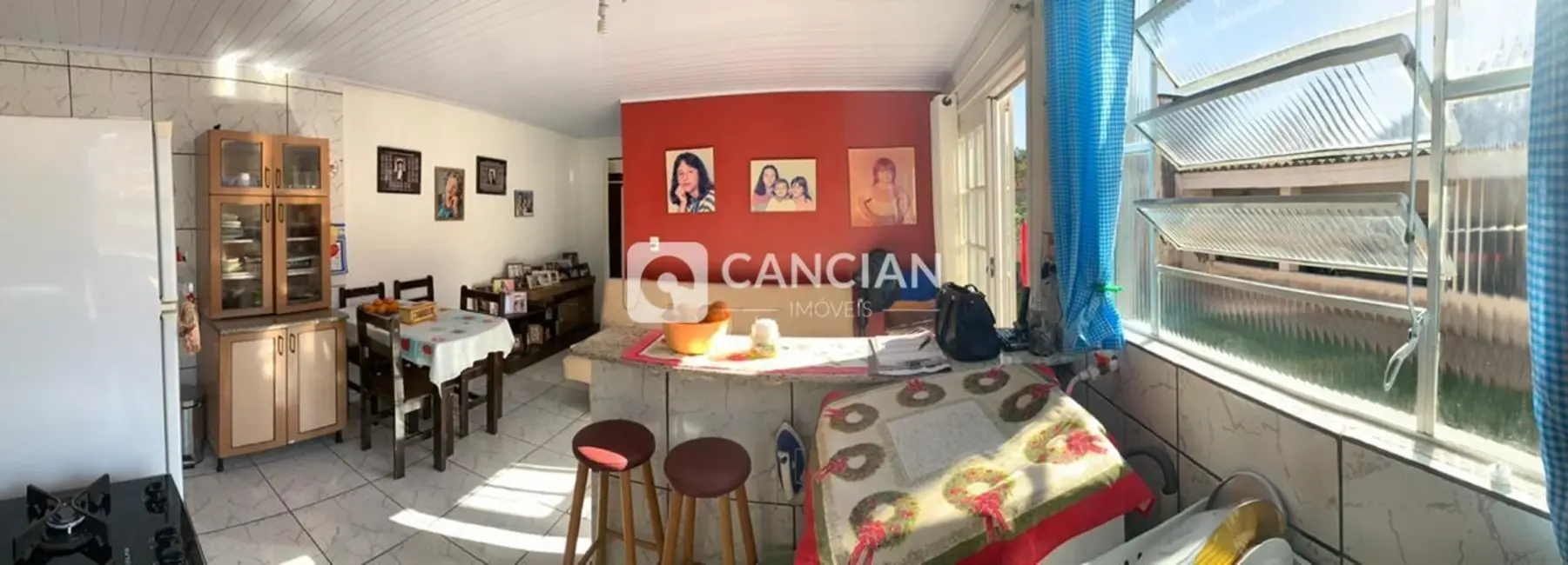 Casa com 4 quartos à venda, 150m2 em Camobi, Santa Maria - RS - imagem 3 Foto 3 de Casa com 4 quartos à venda, 150m2 em Camobi, Santa Maria - RS