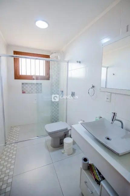 Casa com 3 quartos à venda, 268m2 em Camobi, Santa Maria - RS - imagem 8 Foto 8 de Casa com 3 quartos à venda, 268m2 em Camobi, Santa Maria - RS