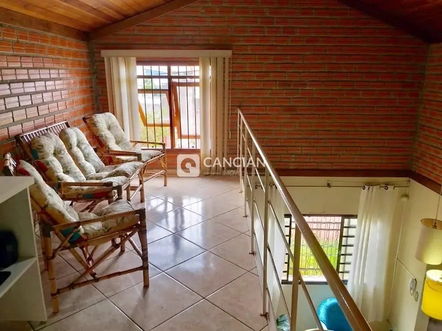 Foto 5 de Casa com 4 quartos à venda, 193m2 em São João, Santa Maria - RS