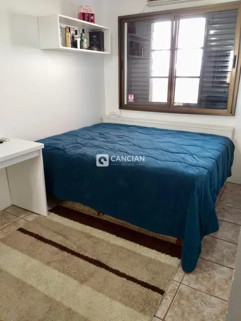 Foto 7 de Casa com 4 quartos à venda, 193m2 em São João, Santa Maria - RS
