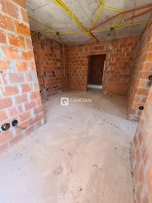 Foto 4 de Apartamento com 2 quartos à venda, 56m2 em Nossa Senhora do Rosário, Santa Maria - RS