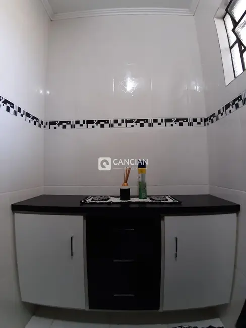 Casa com 4 quartos à venda, 180m2 em Carolina, Santa Maria - RS - imagem 5 Foto 5 de Casa com 4 quartos à venda, 180m2 em Carolina, Santa Maria - RS