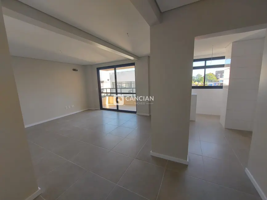 Foto 2 de Apartamento com 2 quartos à venda, 72m2 em Centro, Santa Maria - RS