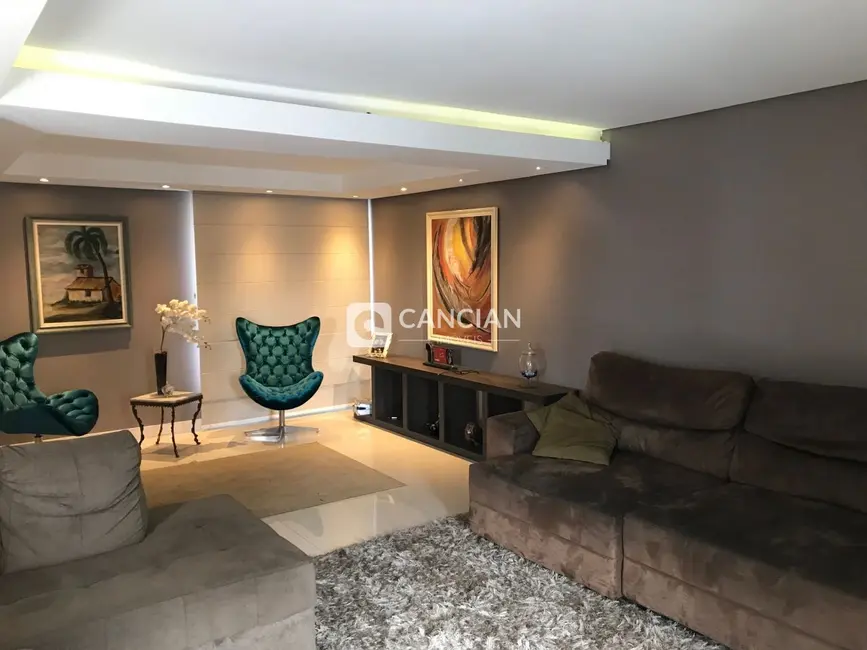 Casa com 4 quartos à venda, 320m2 em Nossa Senhora de Lourdes, Santa Maria - RS - imagem 5 Foto 5 de Casa com 4 quartos à venda, 320m2 em Nossa Senhora de Lourdes, Santa Maria - RS