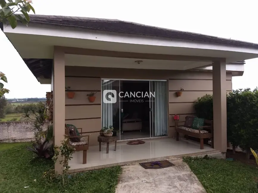 Foto 2 de Casa com 2 quartos à venda, 160m2 em Santa Maria - RS