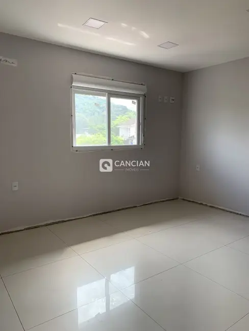 Foto 4 de Apartamento com 3 quartos à venda, 150m2 em Centro, Faxinal Do Soturno - RS