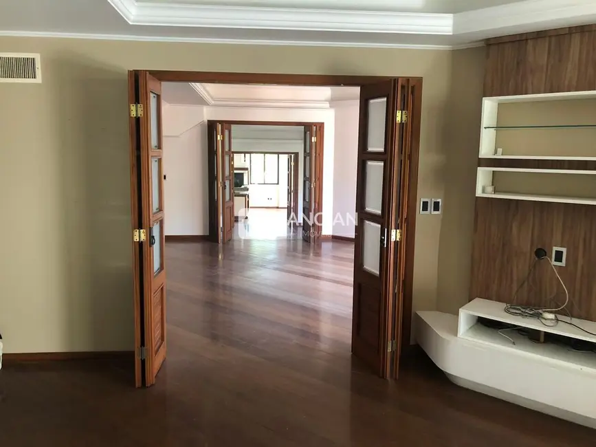 Foto 9 de Apartamento com 4 quartos à venda, 304m2 em Tomazetti, Santa Maria - RS