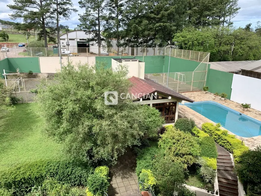 Foto 6 de Apartamento com 4 quartos à venda, 304m2 em Tomazetti, Santa Maria - RS