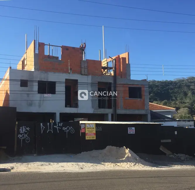 Foto 2 de Apartamento com 2 quartos à venda, 53m2 em Itararé, Santa Maria - RS