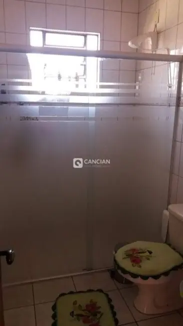 Casa com 3 quartos à venda, 140m2 em Nossa Senhora de Lourdes, Santa Maria - RS - imagem 8 Foto 8 de Casa com 3 quartos à venda, 140m2 em Nossa Senhora de Lourdes, Santa Maria - RS