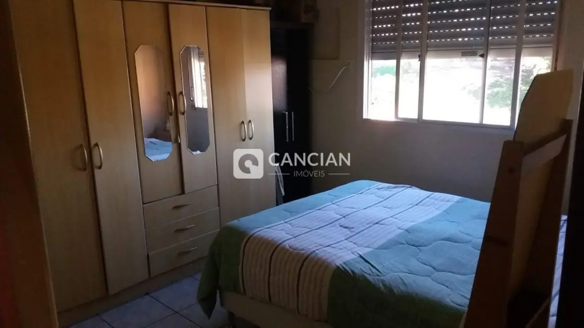 Casa com 3 quartos à venda, 140m2 em Nossa Senhora de Lourdes, Santa Maria - RS - imagem 5 Foto 5 de Casa com 3 quartos à venda, 140m2 em Nossa Senhora de Lourdes, Santa Maria - RS