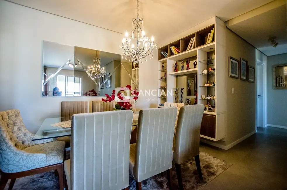 Foto 6 de Apartamento com 3 quartos à venda, 104m2 em Menino Jesus, Santa Maria - RS