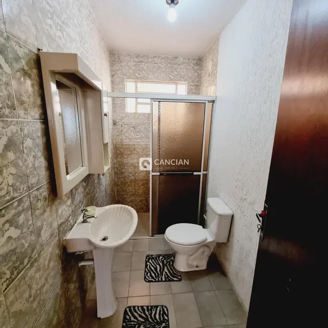 Casa com 3 quartos à venda, 185m2 em Nossa Senhora de Fátima, Santa Maria - RS - imagem 9 Foto 9 de Casa com 3 quartos à venda, 185m2 em Nossa Senhora de Fátima, Santa Maria - RS