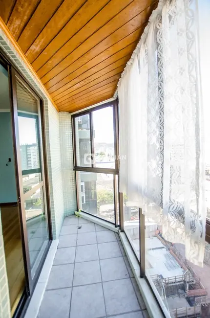 Foto 7 de Apartamento com 4 quartos à venda, 347m2 em Nossa Senhora de Fátima, Santa Maria - RS