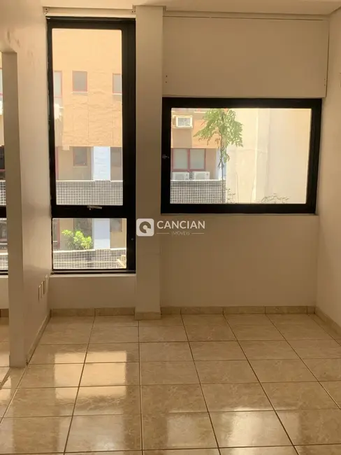 Sala Comercial à venda, 272m2 em Centro, Santa Maria - RS - imagem 3 Foto 3 de Sala Comercial à venda, 272m2 em Centro, Santa Maria - RS