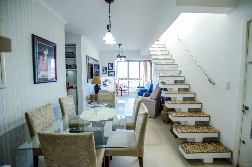 Foto 4 de Cobertura com 3 quartos à venda, 141m2 em Dom Antônio Reis, Santa Maria - RS