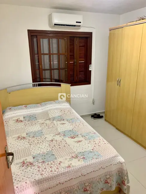 Casa com 4 quartos à venda, 182m2 em Nossa Senhora de Lourdes, Santa Maria - RS - imagem 9 Foto 9 de Casa com 4 quartos à venda, 182m2 em Nossa Senhora de Lourdes, Santa Maria - RS