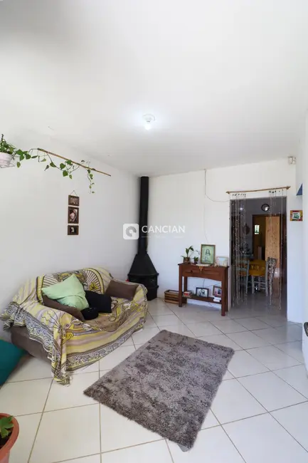 Foto 2 de Casa com 2 quartos à venda, 92m2 em Pinheiro Machado, Santa Maria - RS