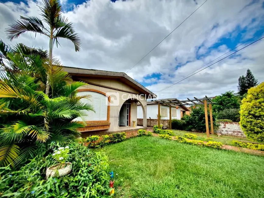 Foto 1 de Casa com 3 quartos à venda, 150m2 em Camobi, Santa Maria - RS