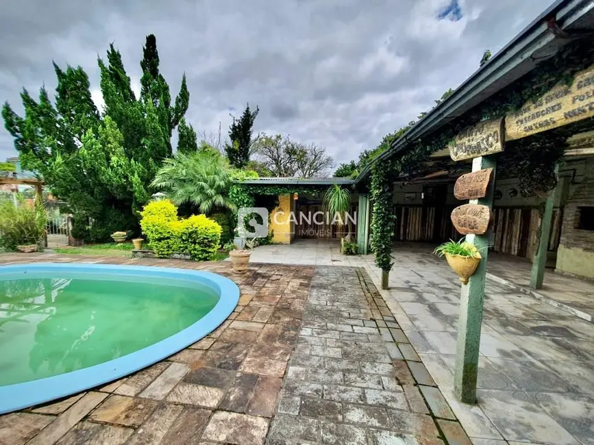 Foto 2 de Casa com 3 quartos à venda, 150m2 em Camobi, Santa Maria - RS