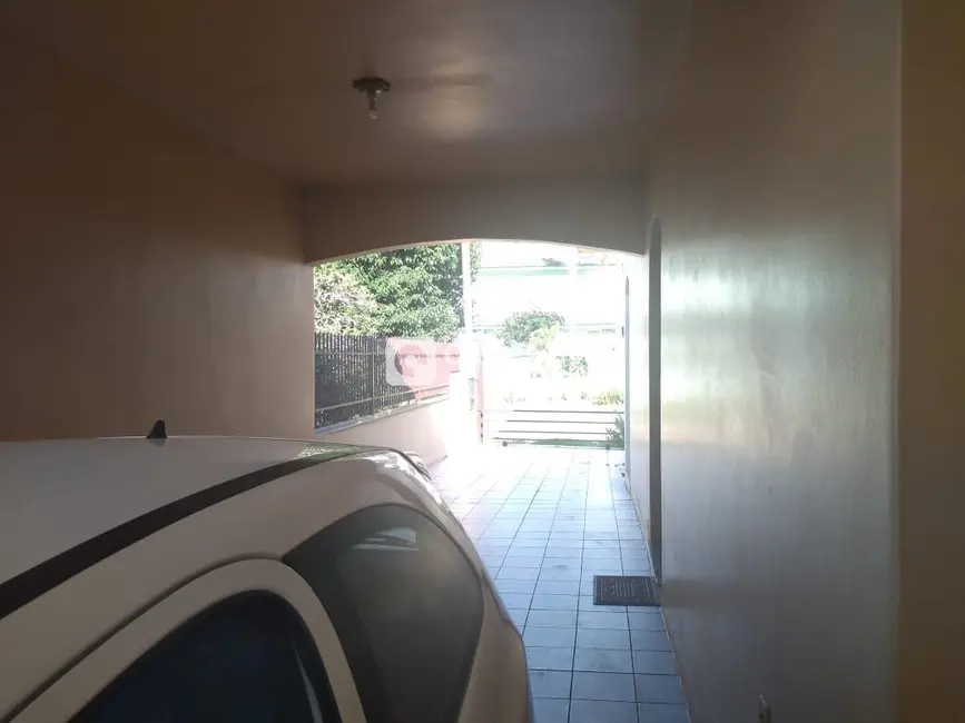 Casa com 3 quartos à venda, 238m2 em Camobi, Santa Maria - RS - imagem 6 Foto 6 de Casa com 3 quartos à venda, 238m2 em Camobi, Santa Maria - RS