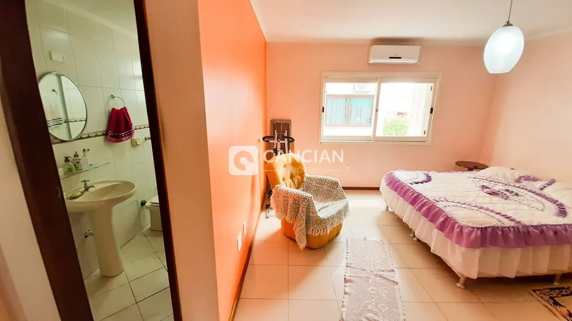 Foto 9 de Apartamento com 2 quartos à venda, 97m2 em Nossa Senhora Medianeira, Santa Maria - RS