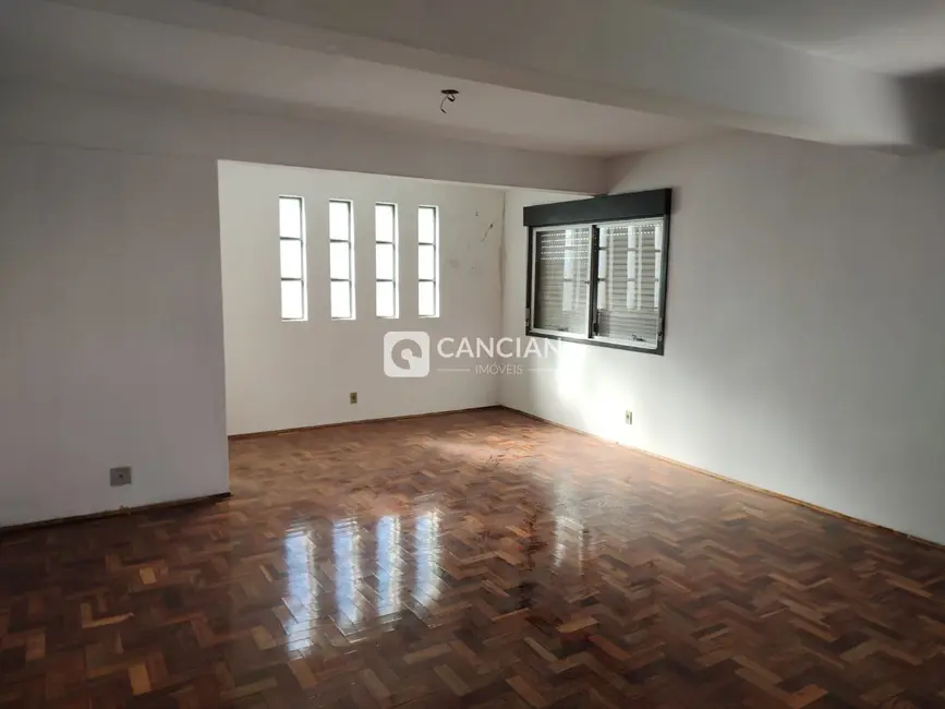 Sala Comercial com 1 quarto para alugar, 33m2 em Centro, Santa Maria - RS - imagem 3 Foto 3 de Sala Comercial com 1 quarto para alugar, 33m2 em Centro, Santa Maria - RS