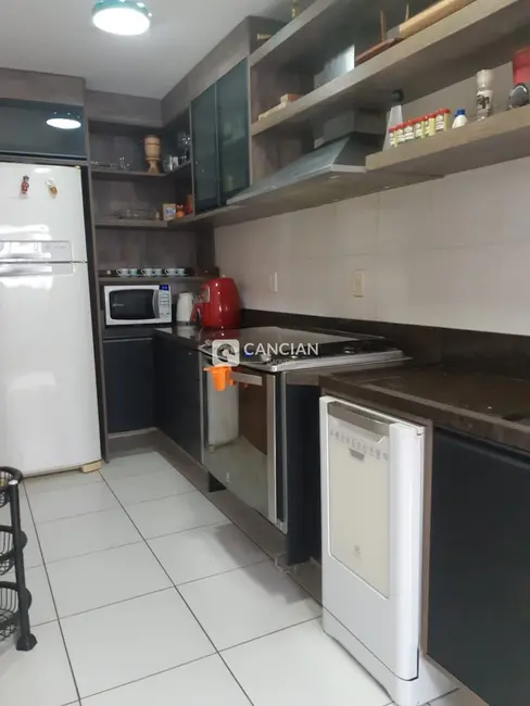 Foto 5 de Apartamento com 2 quartos à venda, 89m2 em Uglione, Santa Maria - RS