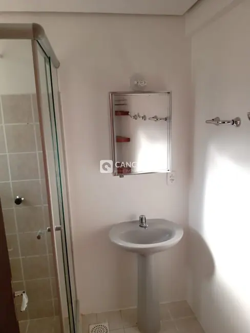 Foto 6 de Kitnet à venda, 35m2 em Centro, Santa Maria - RS