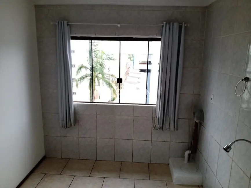 Apartamento com 2 quartos para alugar, 48m2 em Nossa Senhora do Rosário, Santa Maria - RS - imagem 6 Foto 6 de Apartamento com 2 quartos para alugar, 48m2 em Nossa Senhora do Rosário, Santa Maria - RS