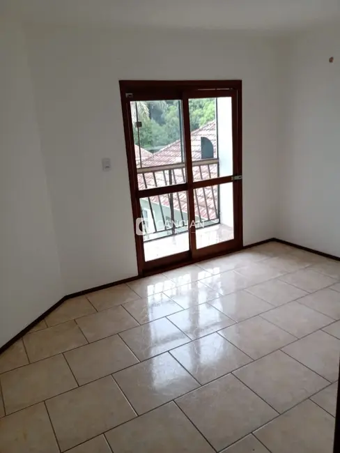 Apartamento com 2 quartos para alugar, 48m2 em Nossa Senhora do Rosário, Santa Maria - RS - imagem 4 Foto 4 de Apartamento com 2 quartos para alugar, 48m2 em Nossa Senhora do Rosário, Santa Maria - RS
