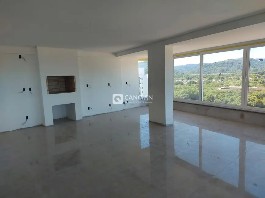 Foto 4 de Apartamento com 3 quartos à venda, 227m2 em Nossa Senhora das Dores, Santa Maria - RS