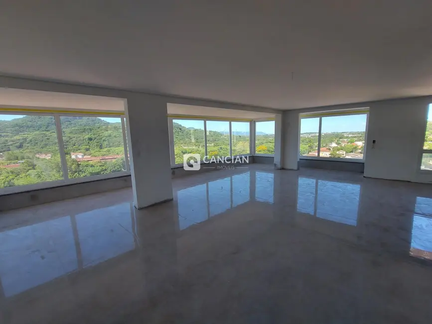 Foto 8 de Apartamento com 3 quartos à venda, 227m2 em Nossa Senhora das Dores, Santa Maria - RS