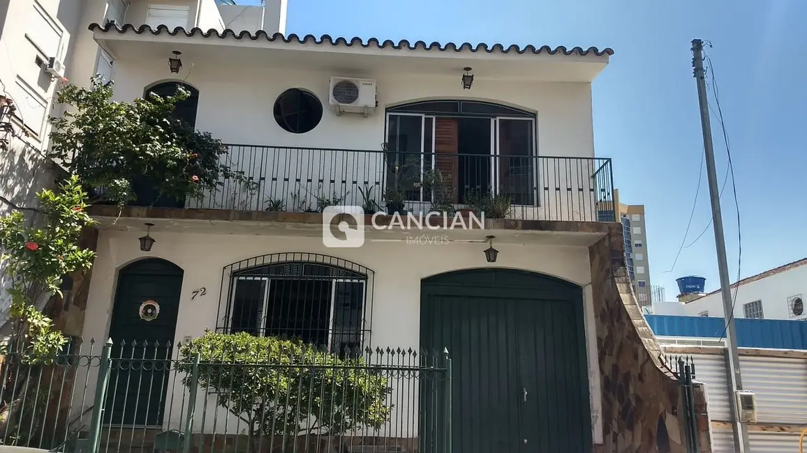 Foto 1 de Casa com 3 quartos à venda, 214m2 em Centro, Santa Maria - RS