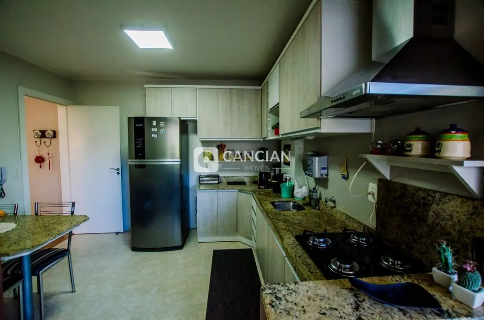 Apartamento com 2 quartos à venda, 98m2 em Nossa Senhora de Fátima, Santa Maria - RS - imagem 9 Foto 9 de Apartamento com 2 quartos à venda, 98m2 em Nossa Senhora de Fátima, Santa Maria - RS