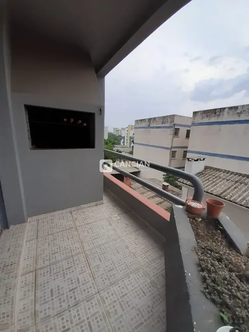 Foto 4 de Apartamento com 2 quartos à venda, 71m2 em Nossa Senhora das Dores, Santa Maria - RS