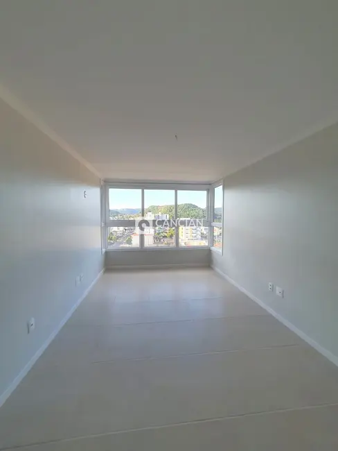 Foto 3 de Apartamento com 2 quartos à venda, 73m2 em Nossa Senhora das Dores, Santa Maria - RS