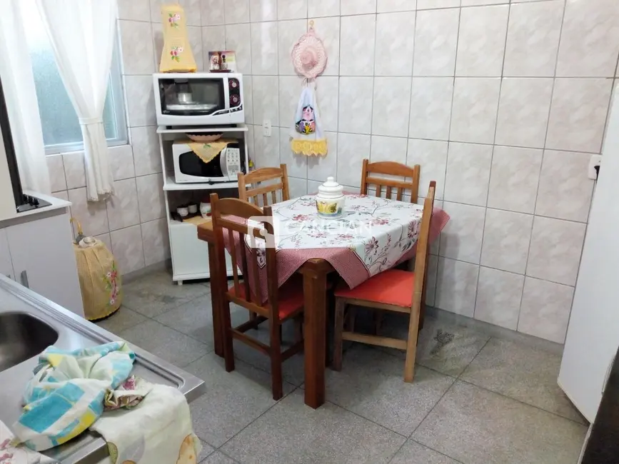 Foto 5 de Apartamento com 2 quartos à venda, 65m2 em Duque de Caxias, Santa Maria - RS