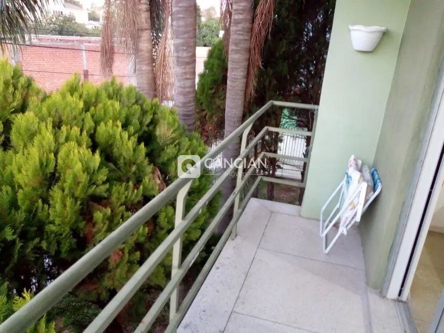 Foto 4 de Apartamento com 2 quartos à venda, 65m2 em Duque de Caxias, Santa Maria - RS