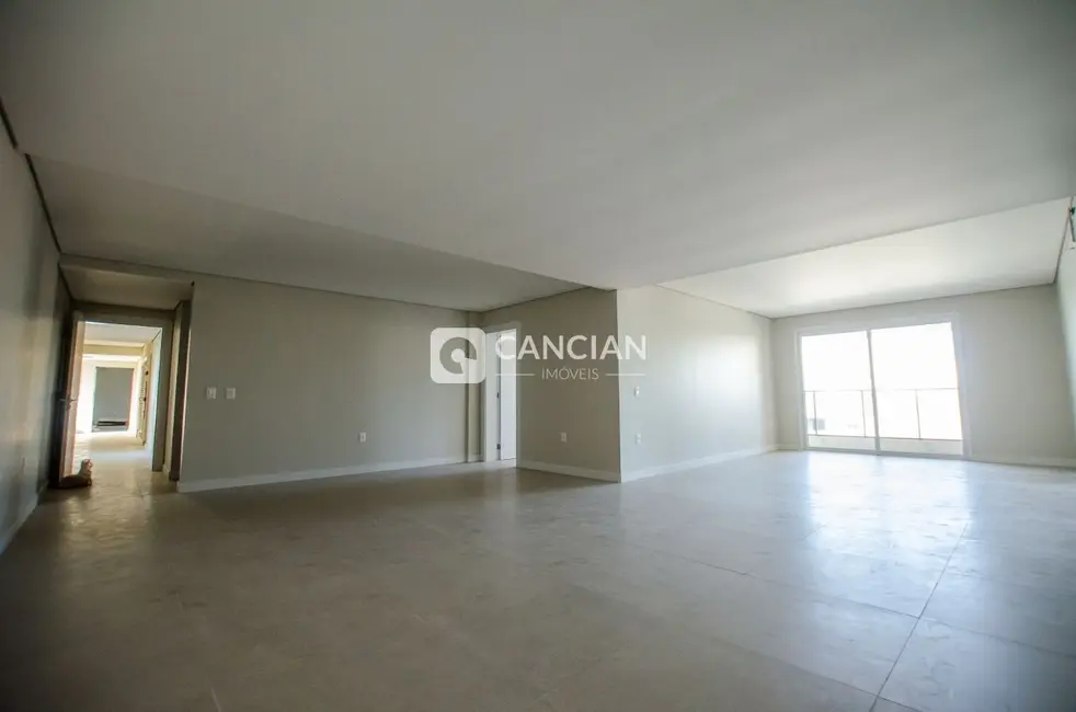 Foto 3 de Apartamento com 3 quartos à venda, 221m2 em Nossa Senhora de Lourdes, Santa Maria - RS