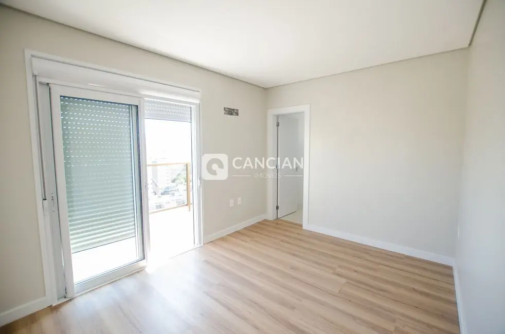 Foto 6 de Apartamento com 3 quartos à venda, 221m2 em Nossa Senhora de Lourdes, Santa Maria - RS