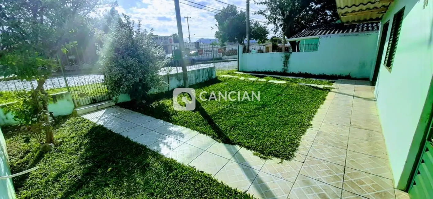 Casa com 3 quartos à venda, 101m2 em Tancredo Neves, Santa Maria - RS - imagem 2 Foto 2 de Casa com 3 quartos à venda, 101m2 em Tancredo Neves, Santa Maria - RS