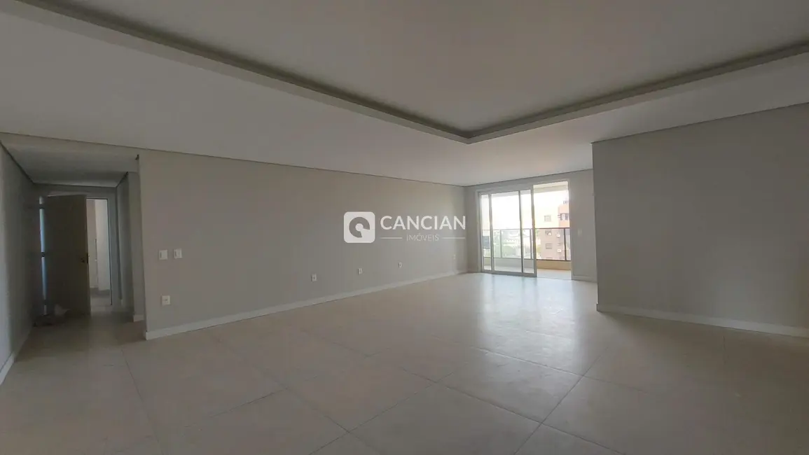 Foto 3 de Apartamento com 3 quartos à venda, 170m2 em Nossa Senhora de Lourdes, Santa Maria - RS