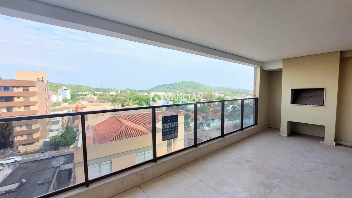 Foto 6 de Apartamento com 3 quartos à venda, 170m2 em Nossa Senhora de Lourdes, Santa Maria - RS