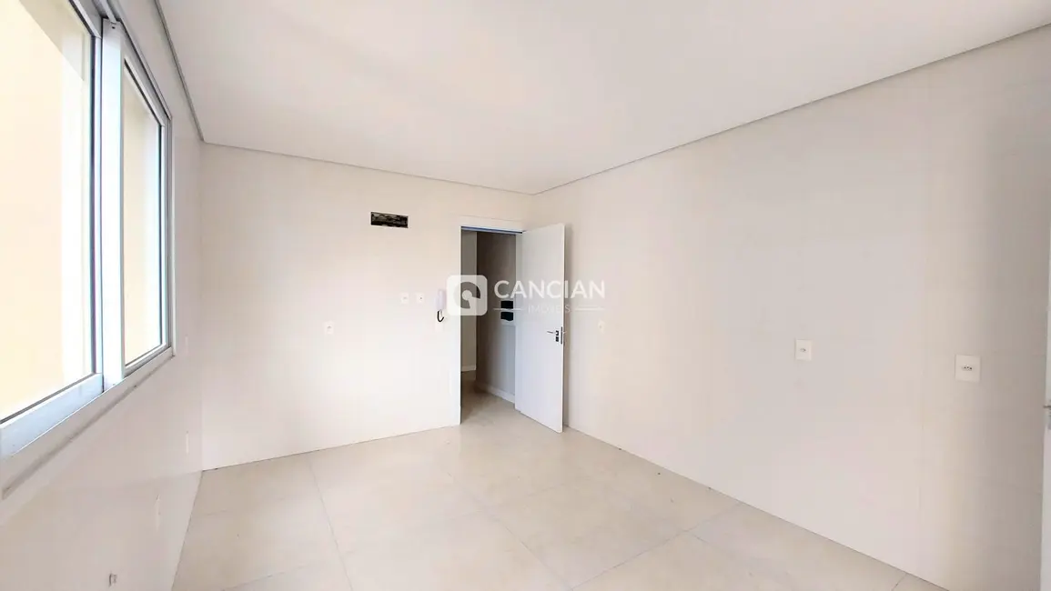 Foto 6 de Apartamento com 3 quartos à venda, 170m2 em Nossa Senhora de Lourdes, Santa Maria - RS