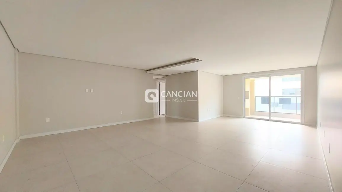 Foto 3 de Apartamento com 3 quartos à venda, 170m2 em Nossa Senhora de Lourdes, Santa Maria - RS